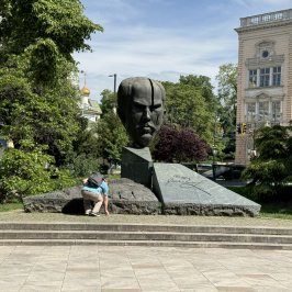 Monument to Stefan Stambolov:cts